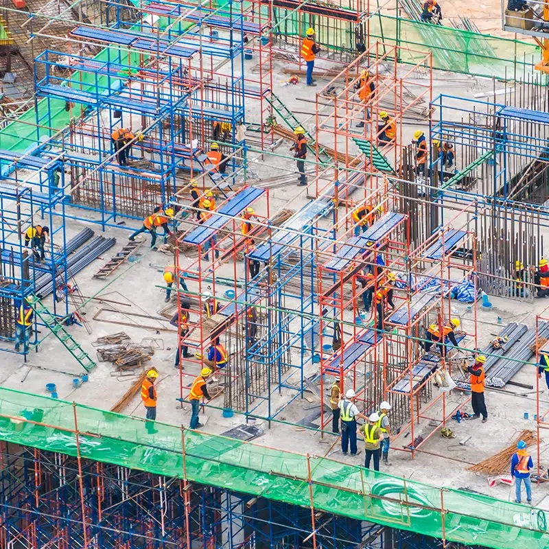 Échafaudages sur chantier